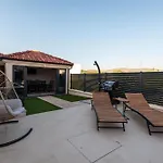 Villa G&n *