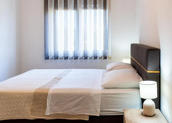 וילה G&n שיבניק